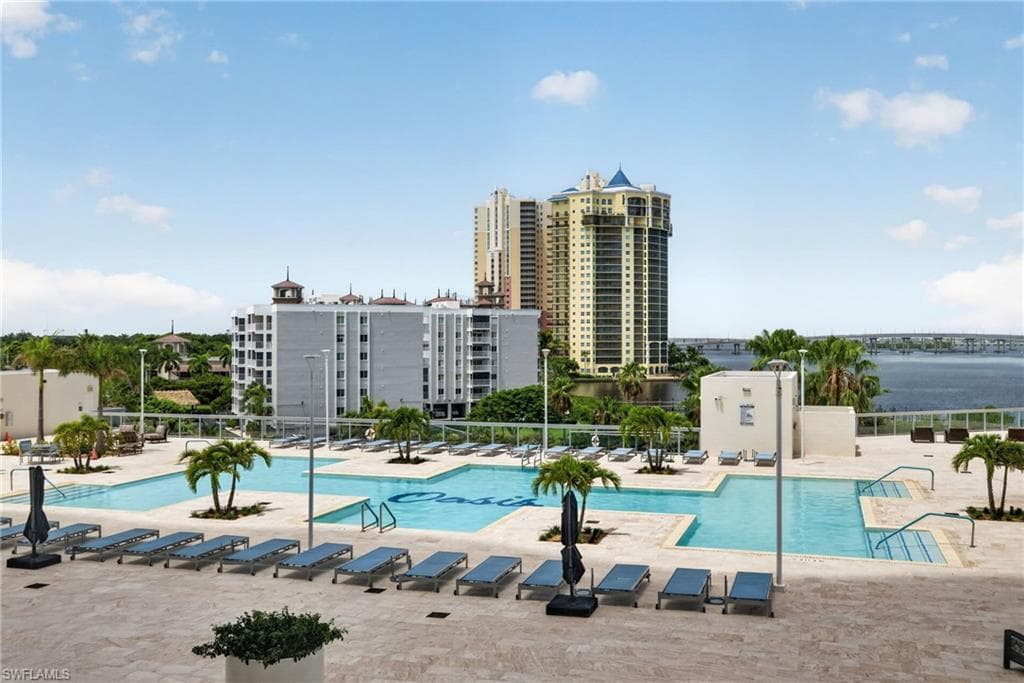 3000 Oasis Grand BLVD 505-28