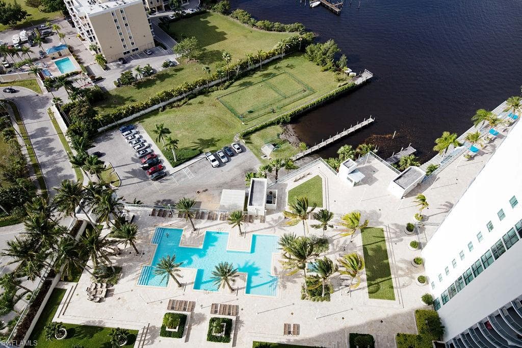 3000 Oasis Grand BLVD 505-31