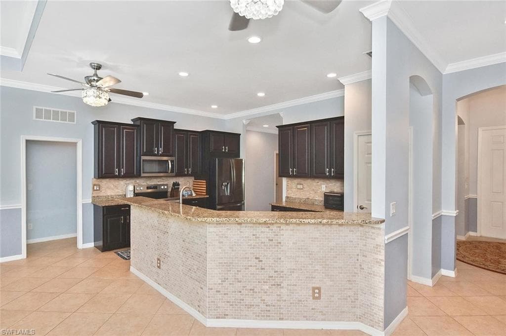2549 Ashbury CIR-13