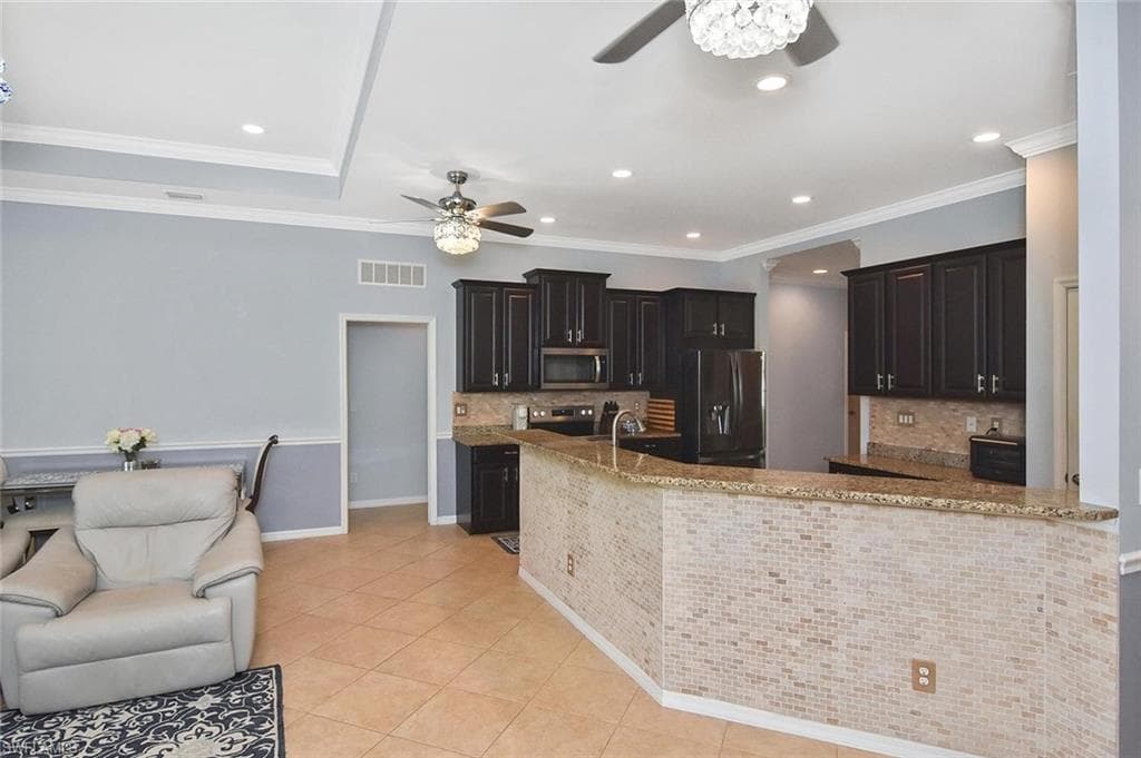 2549 Ashbury CIR-12