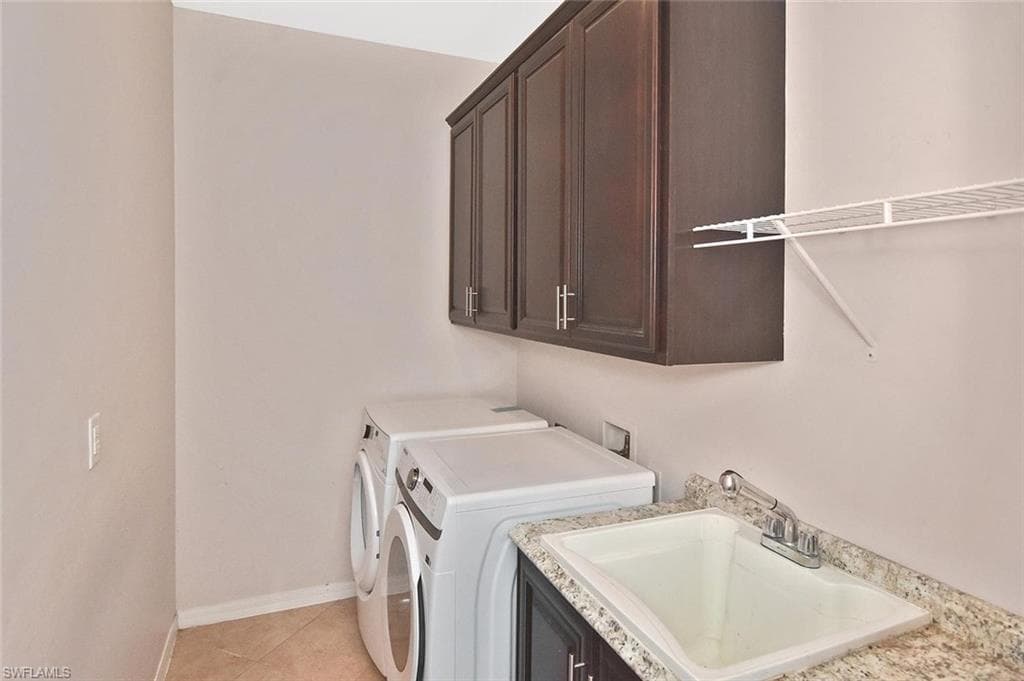 2549 Ashbury CIR-32