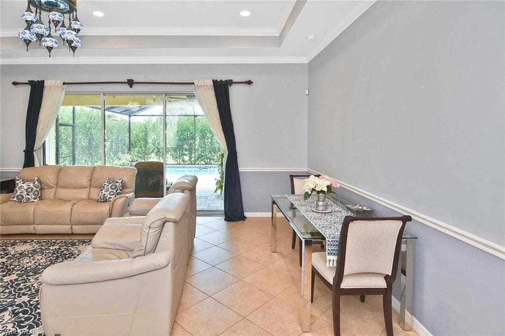 2549 Ashbury CIR-20