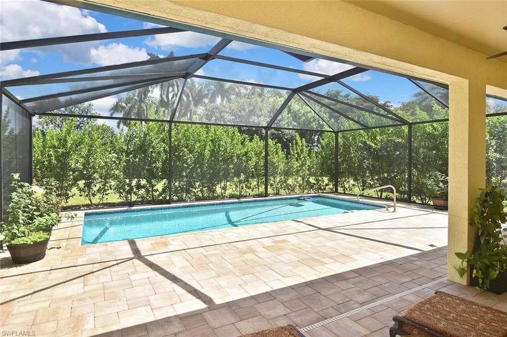 2549 Ashbury CIR-37