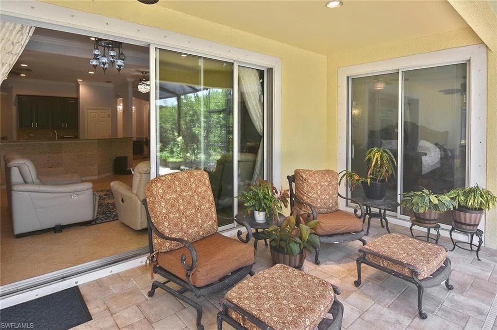 2549 Ashbury CIR-35