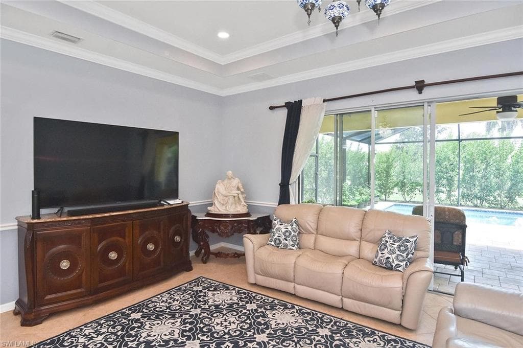 2549 Ashbury CIR-21