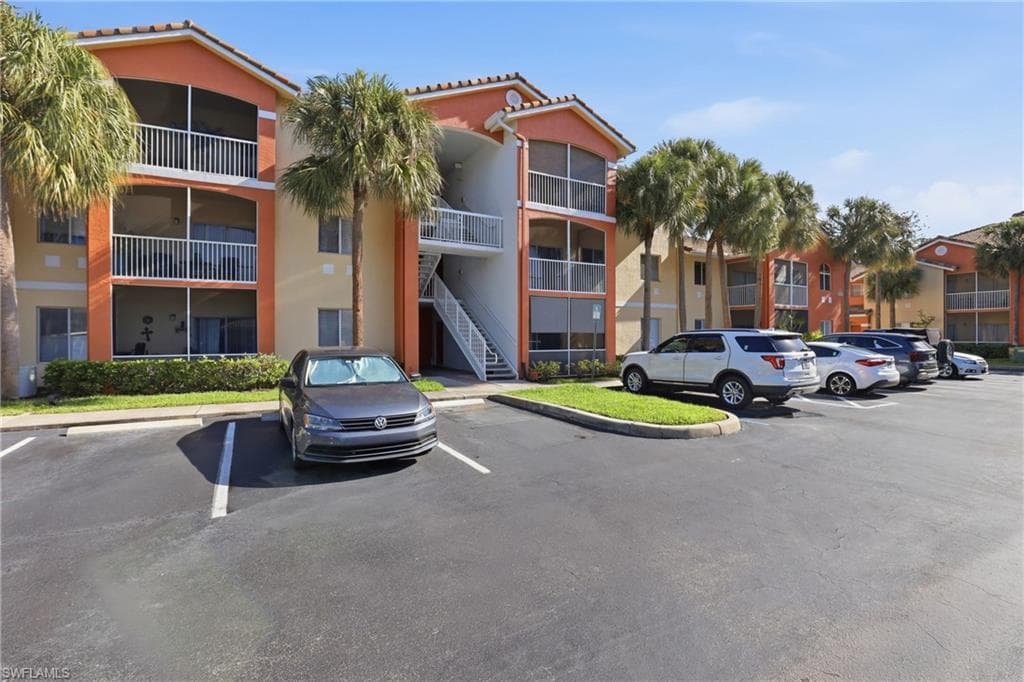 6321 Aragon WAY 306-2
