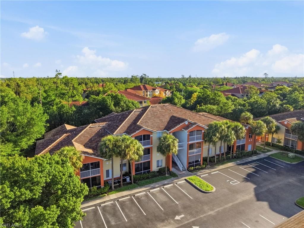 6321 Aragon WAY 306-32