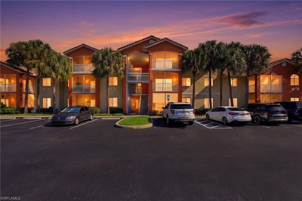 6321 Aragon WAY 306-1