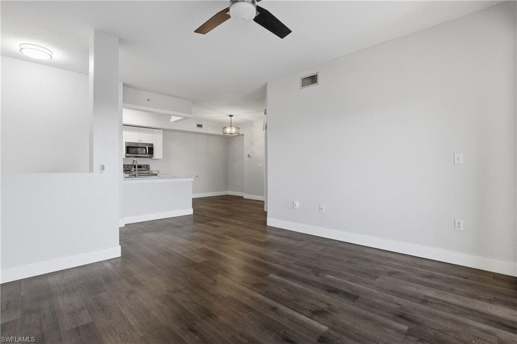 6321 Aragon WAY 306-11