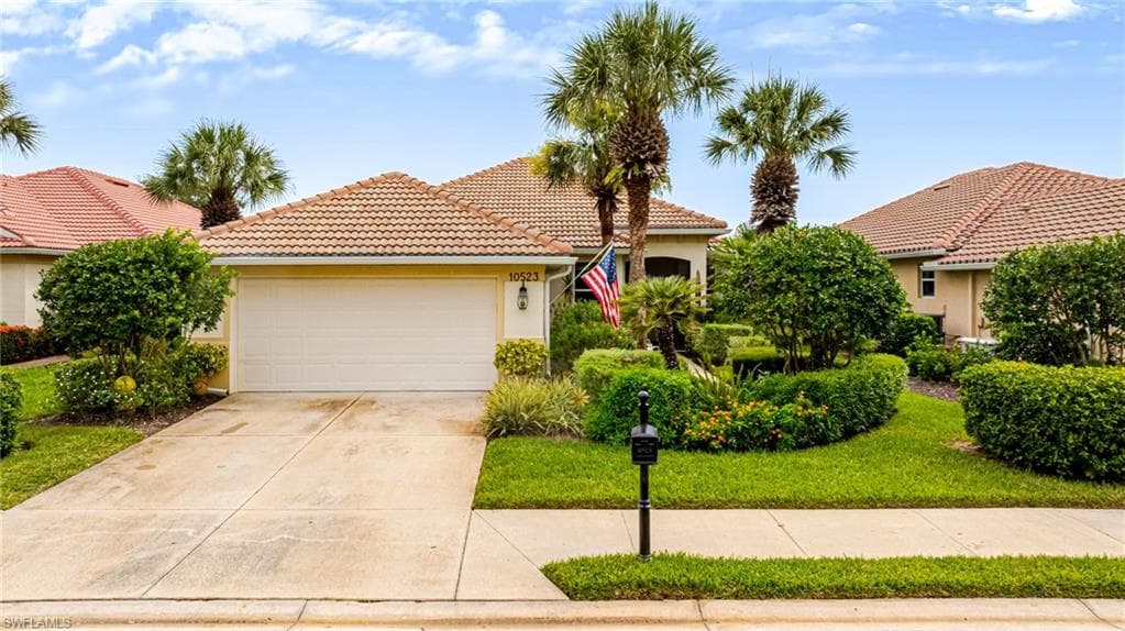 10523 Bella Vista DR-13