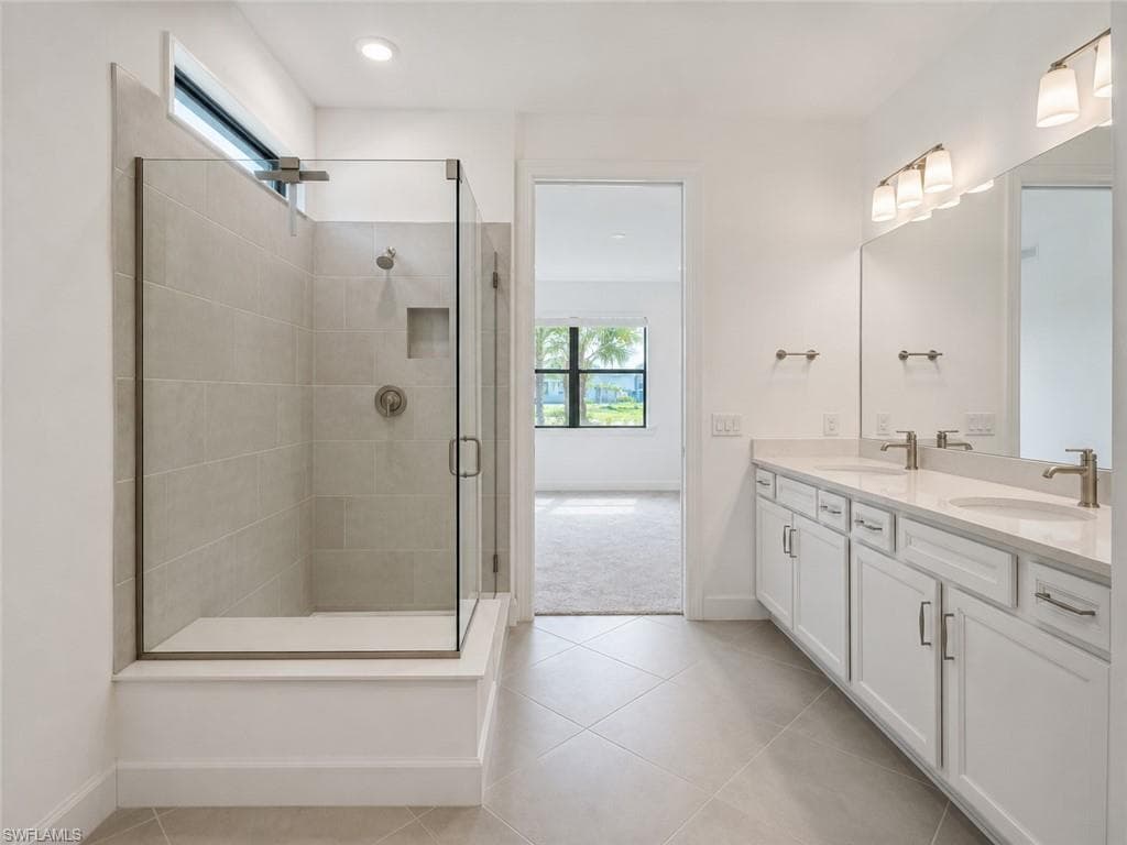 3929 Hampton CIR-9
