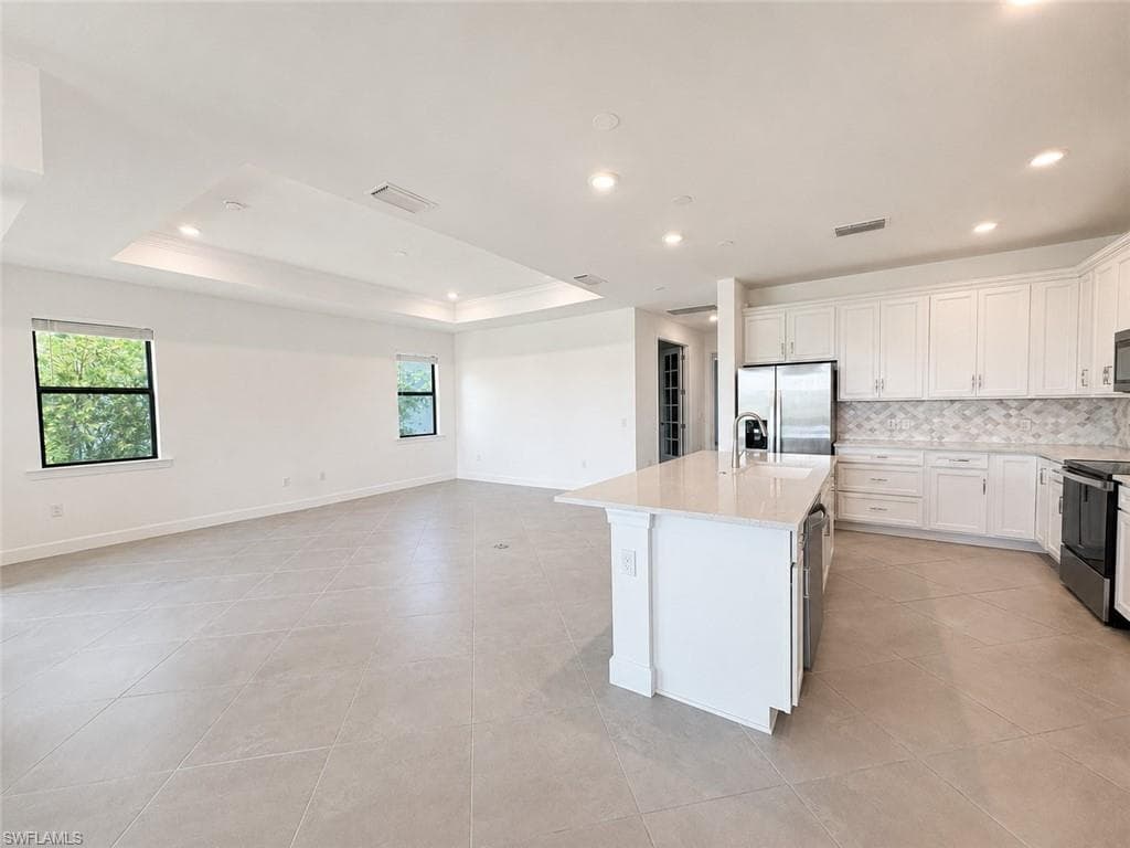 3929 Hampton CIR-10