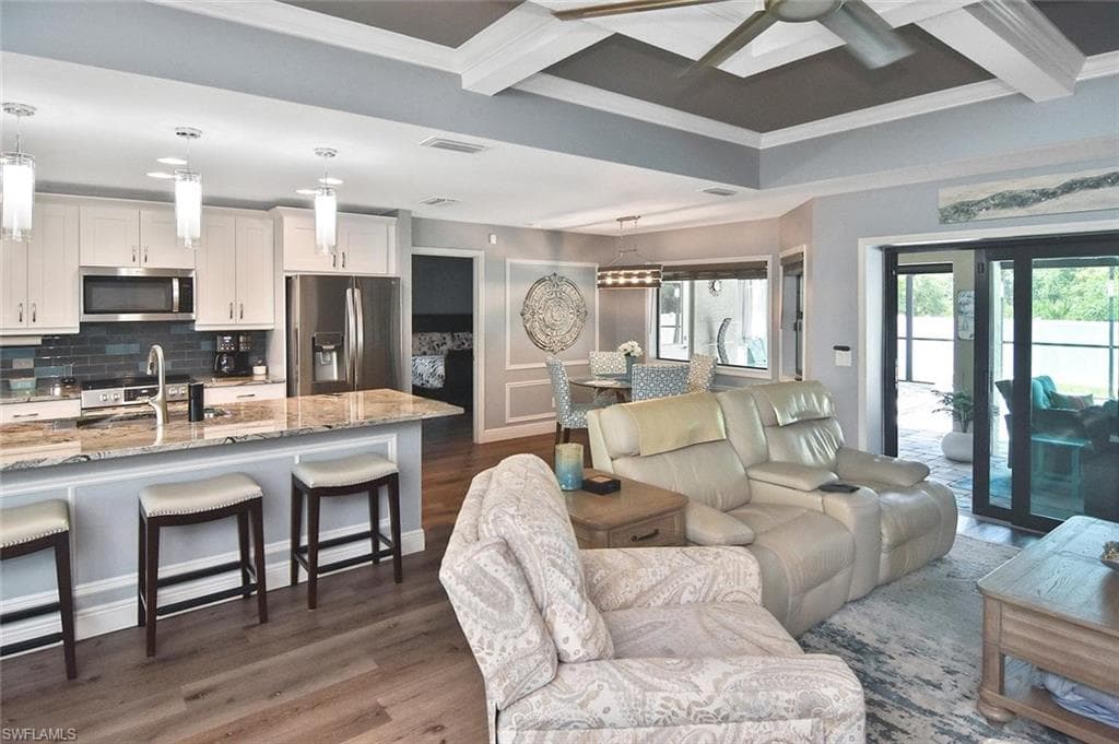 2893 N Vizza LN-16
