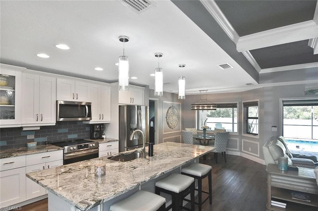 2893 N Vizza LN-26