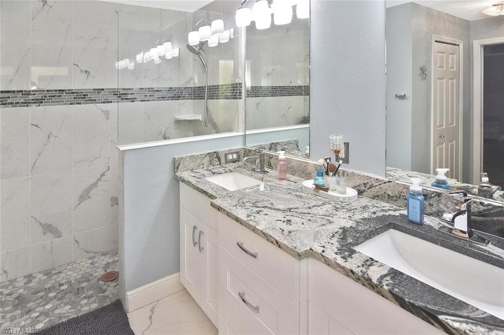 2893 N Vizza LN-20
