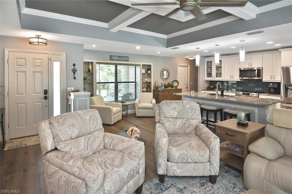 2893 N Vizza LN-24