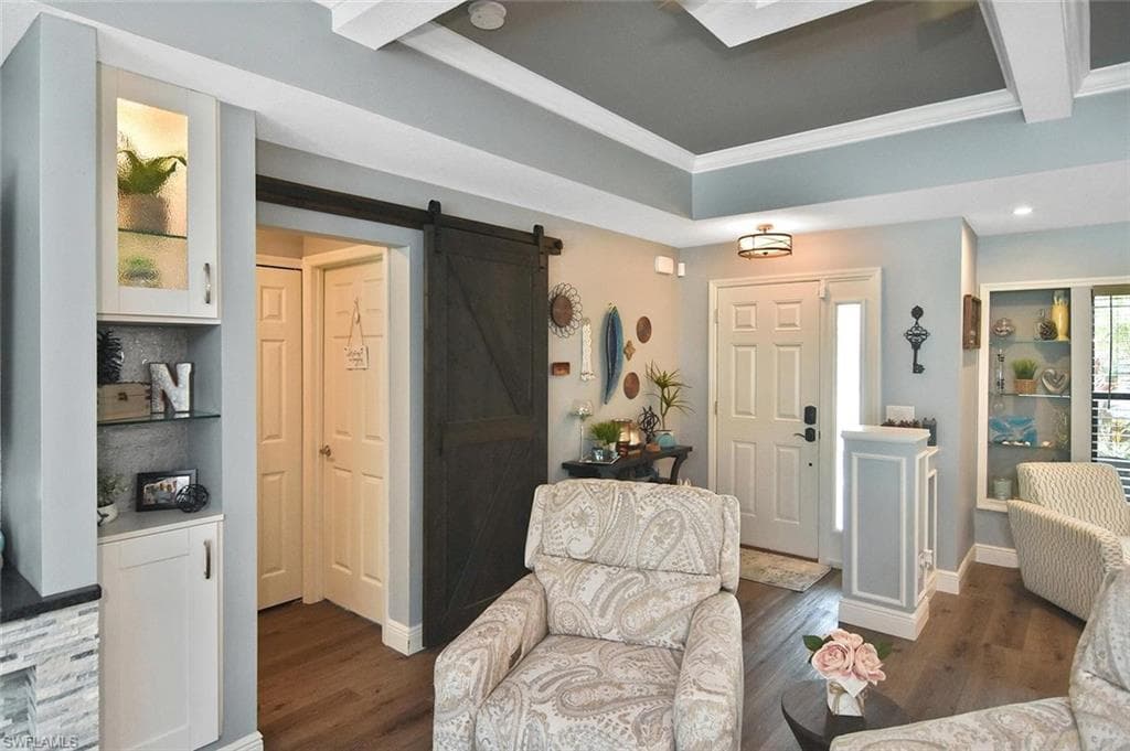 2893 N Vizza LN-10
