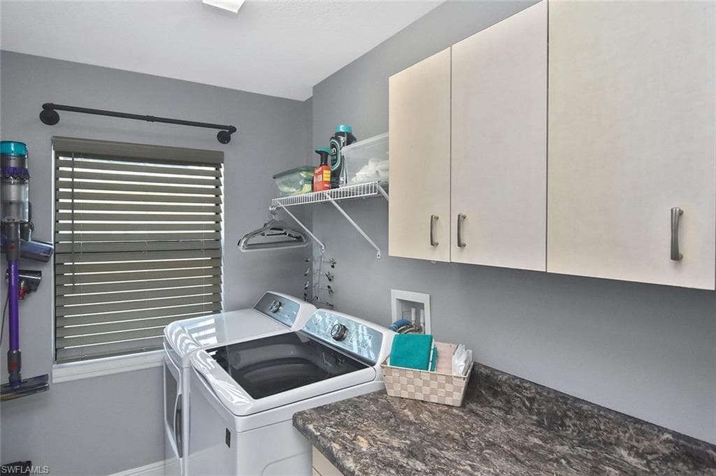 2893 N Vizza LN-33