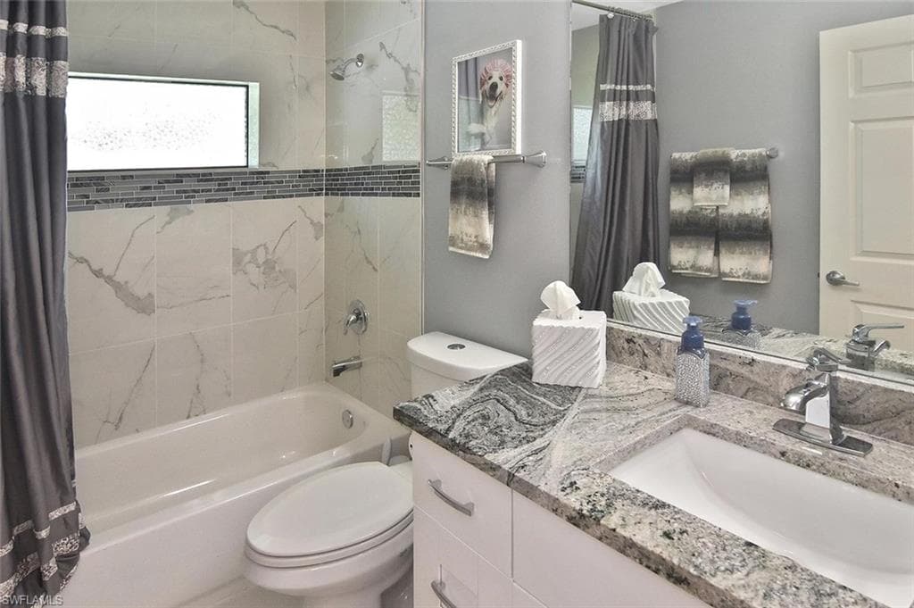 2893 N Vizza LN-11