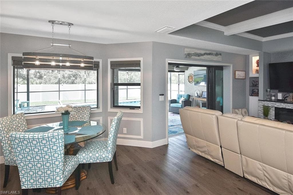 2893 N Vizza LN-35