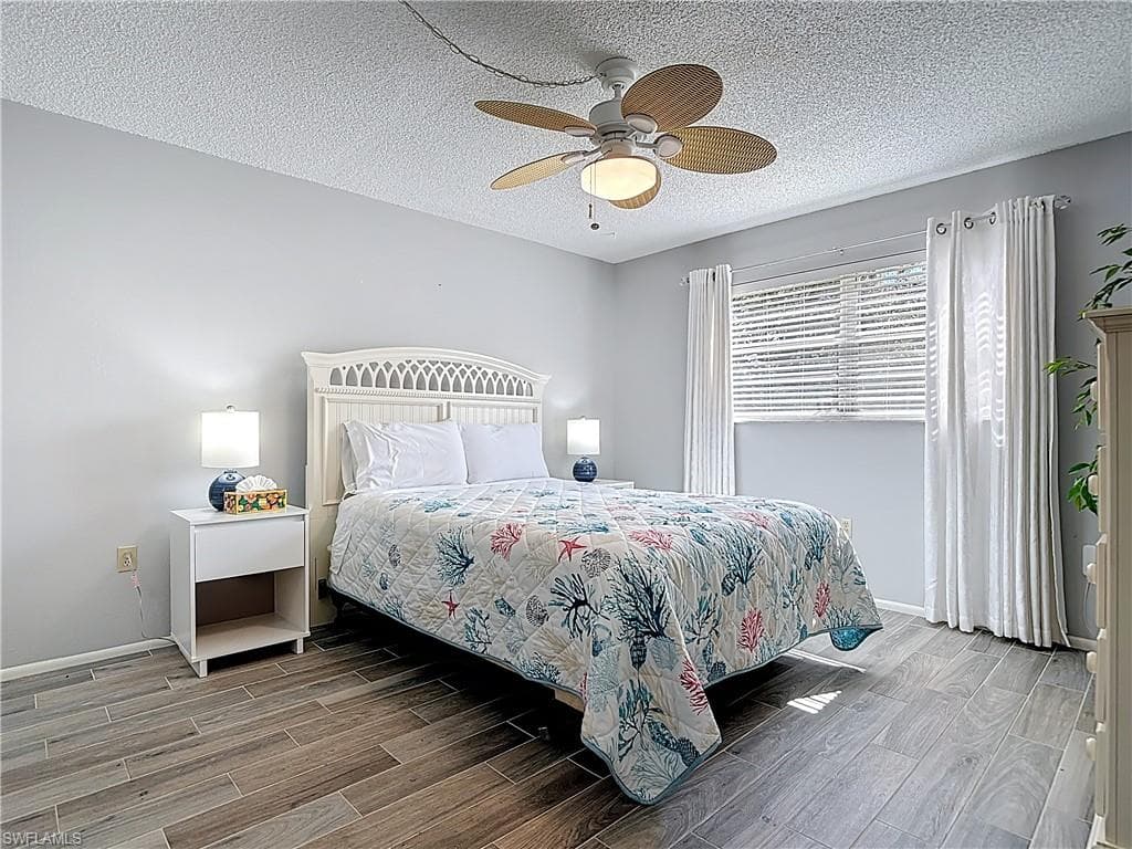 200 Turtle Lake CT 109-27