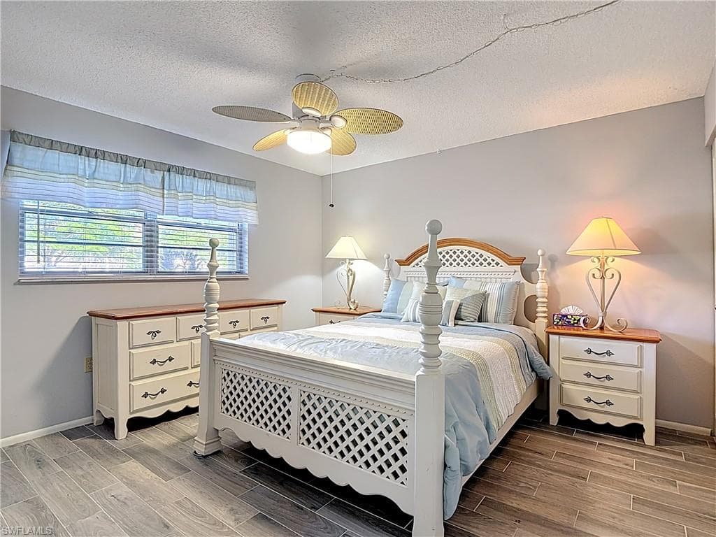 200 Turtle Lake CT 109-21