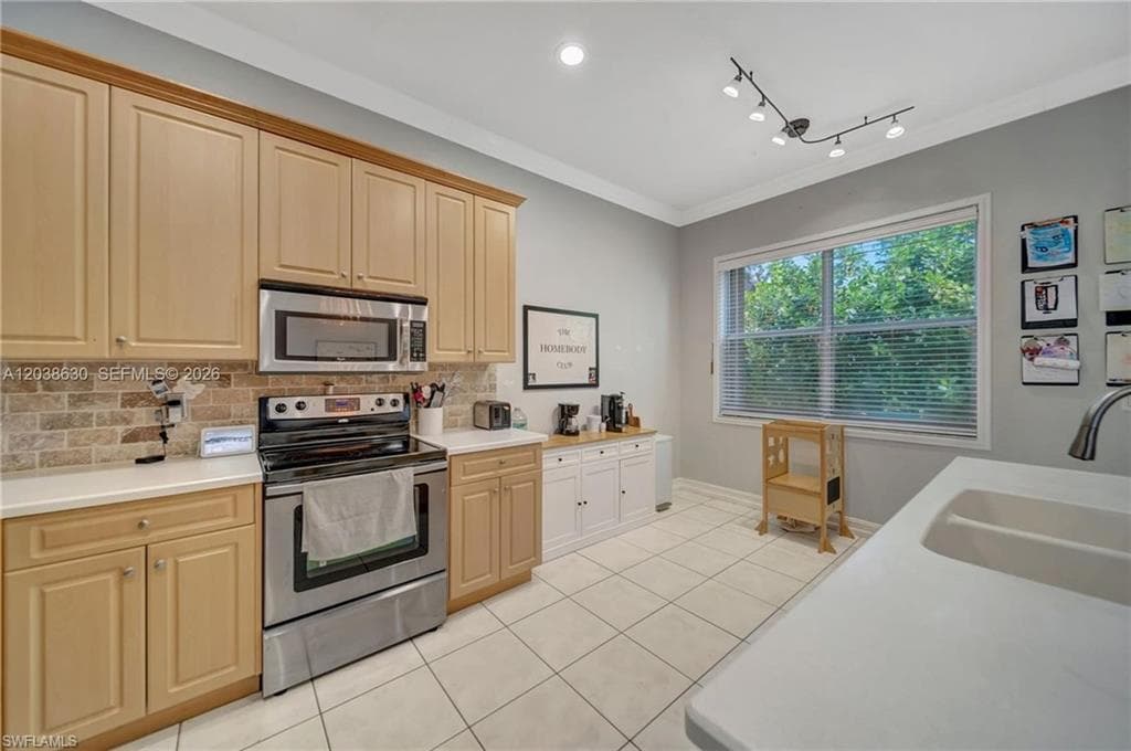 1531 SW 194TH TER-12