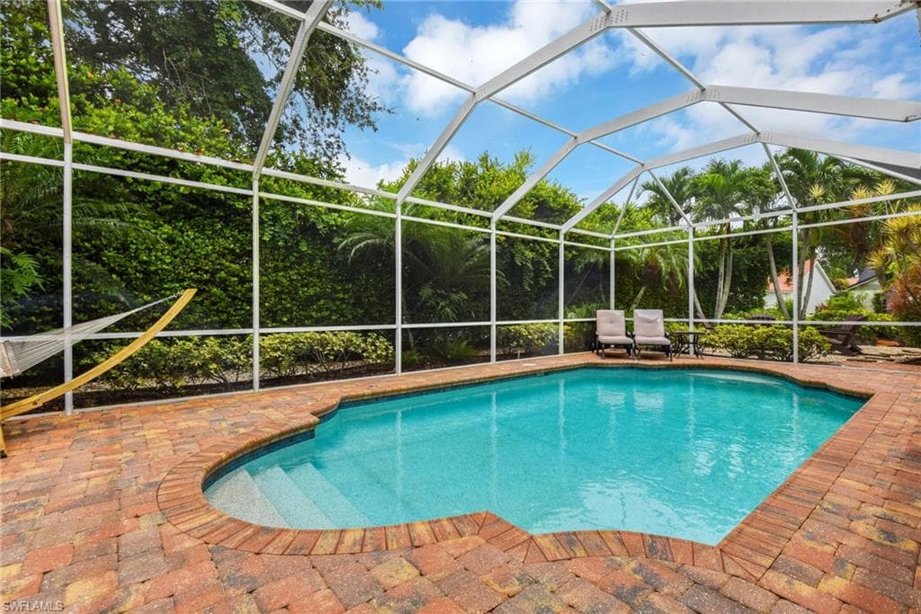 11620 Spoonbill LN-2
