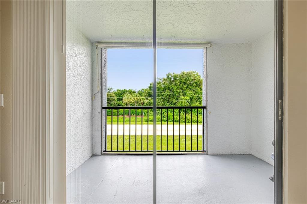 13515 Eagle Ridge DR-11