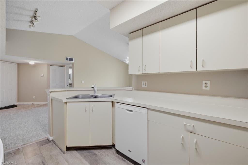 13605 Eagle Ridge DR 1733-26