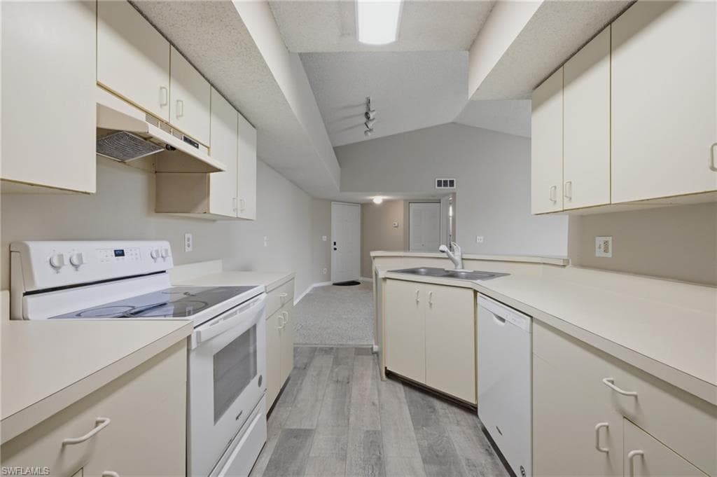13605 Eagle Ridge DR 1733-5