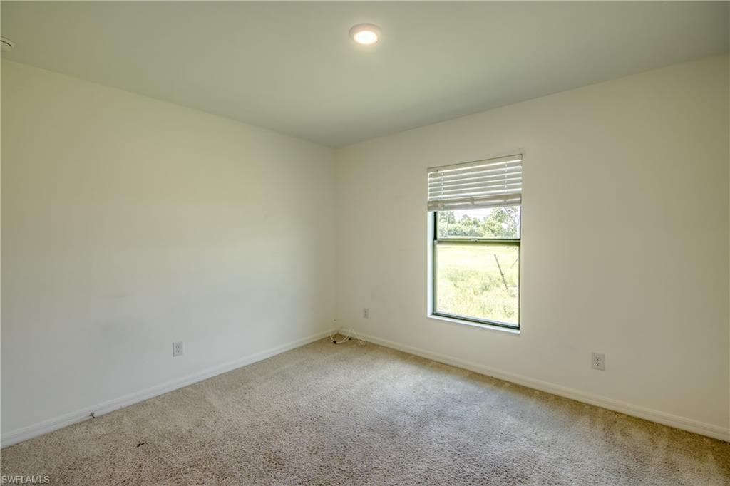 861 Winwood CIR-28