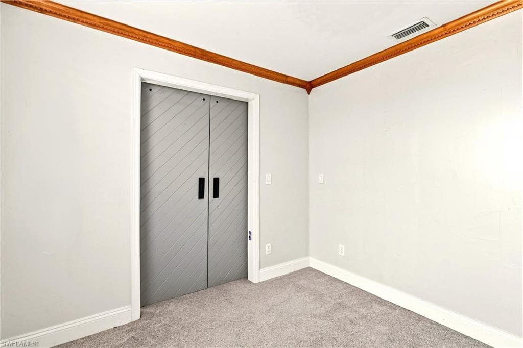 13031 Shoreside CT-19