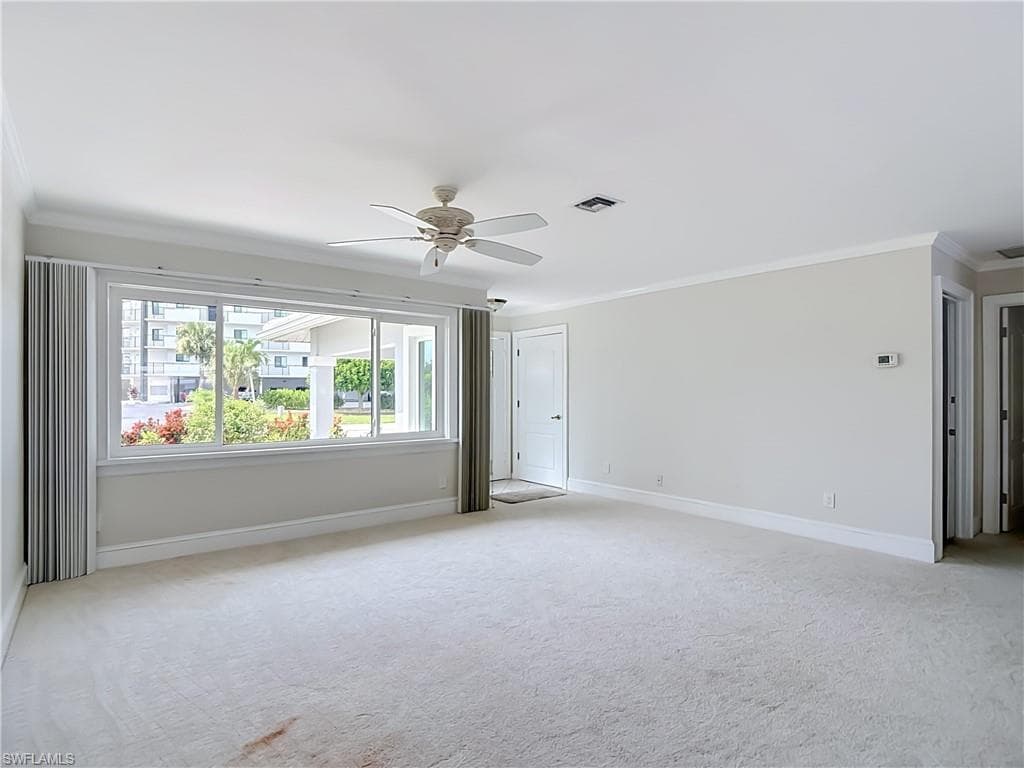 225 3rd ST-18