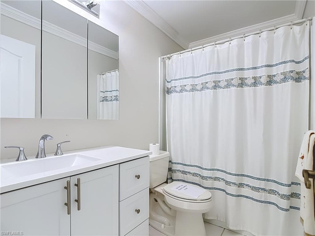 225 3rd ST-25