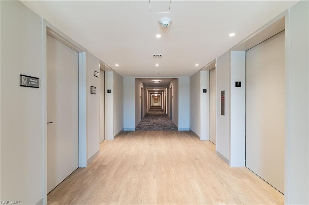 320 Seaview CT 1607-31