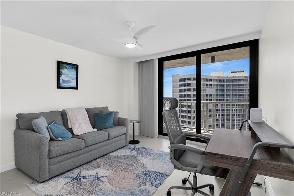 320 Seaview CT 1607-21