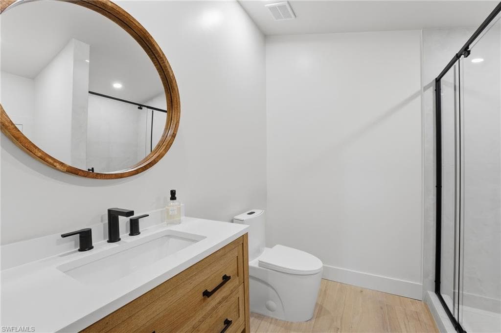 2795 N Beach RD B-28