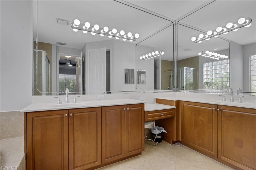 2137 Isla De Palma CIR-16