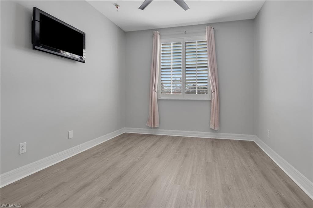 2137 Isla De Palma CIR-30