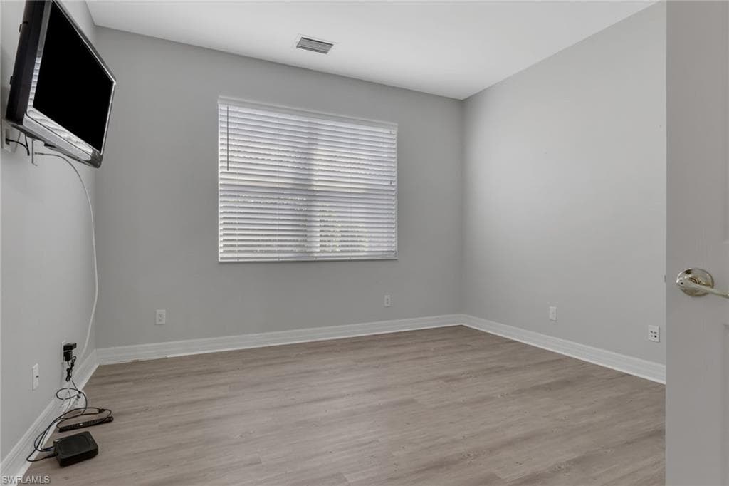 2137 Isla De Palma CIR-19