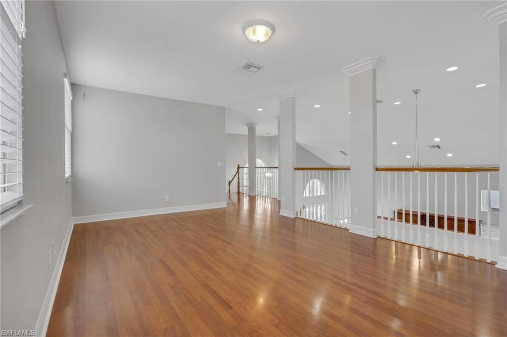 2137 Isla De Palma CIR-25