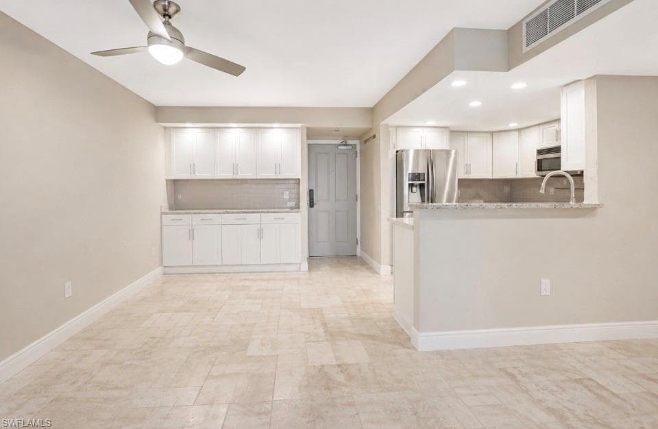 260 Seaview CT 1-208-18