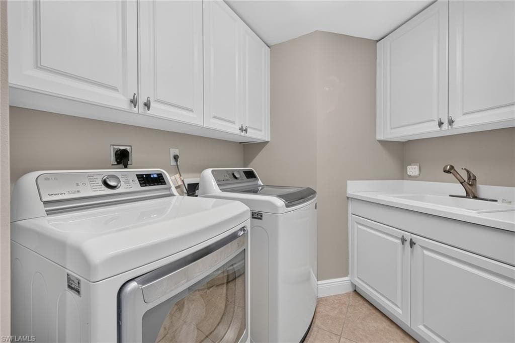 6081 Silver King BLVD 302-32