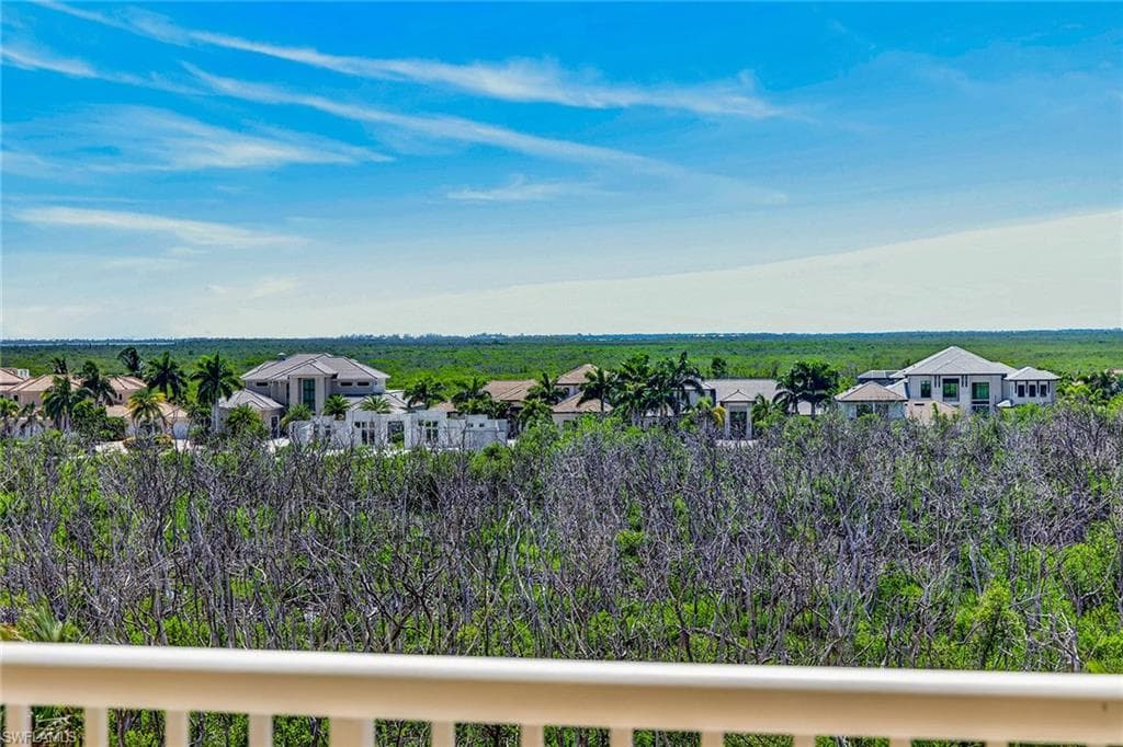 6081 Silver King BLVD 302-37