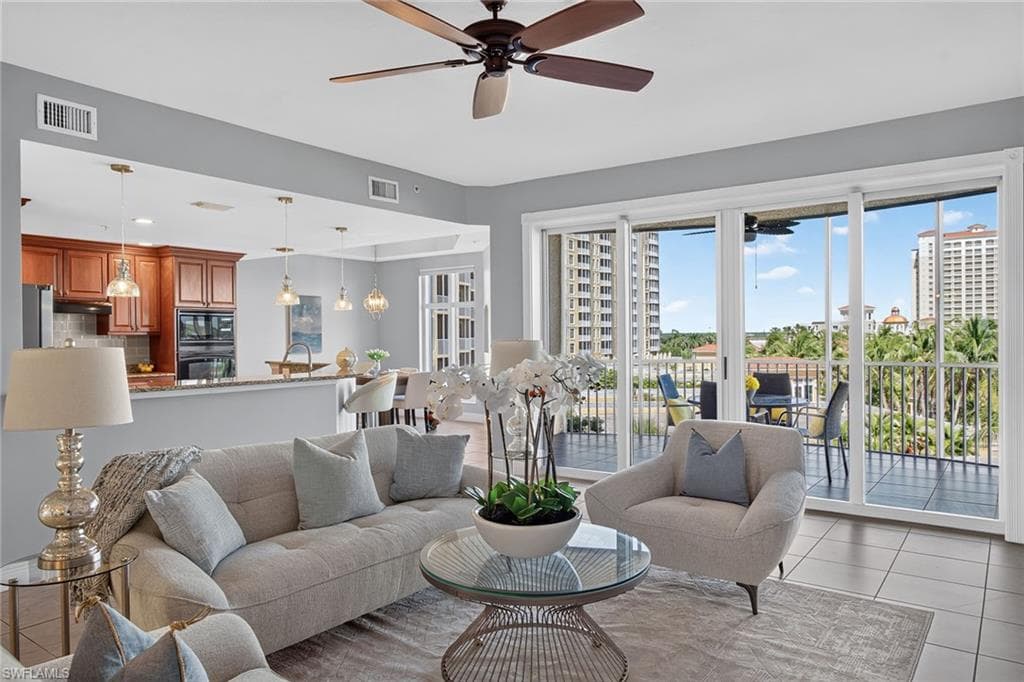 6081 Silver King BLVD 302-4