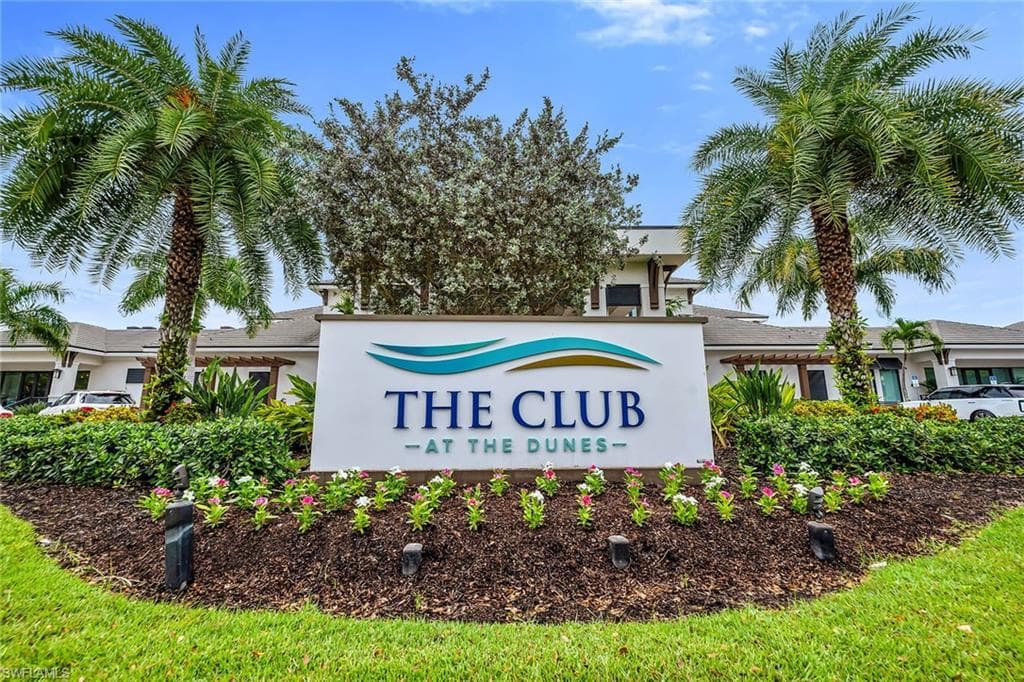 285 Grande WAY 503-42