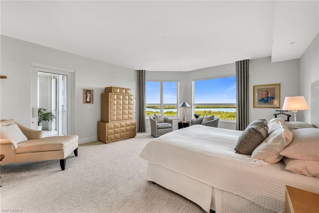285 Grande WAY 503-7