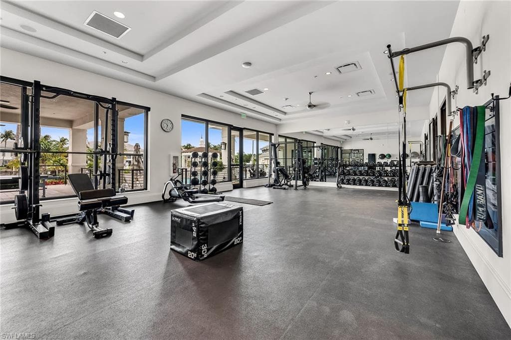 285 Grande WAY 503-30