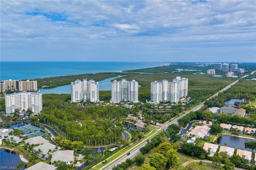 285 Grande WAY 503-45